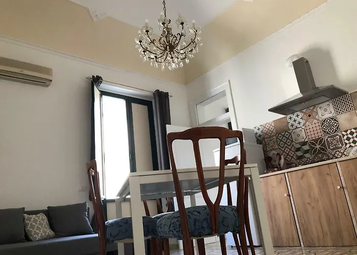 Trapani Apartments * Трапани